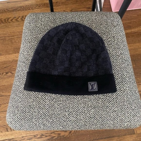 Louis Vuitton Néo Petit Damier Beanie - Picture 1 of 5